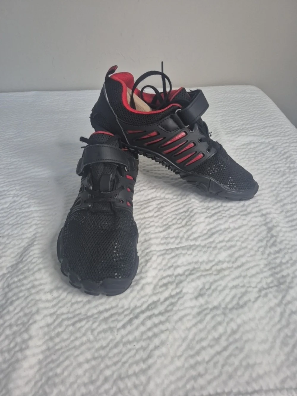 Barefoot Shoes Men Wide Toe Box Zero Drop Water Shoes Men for Gym 8 Black/Red